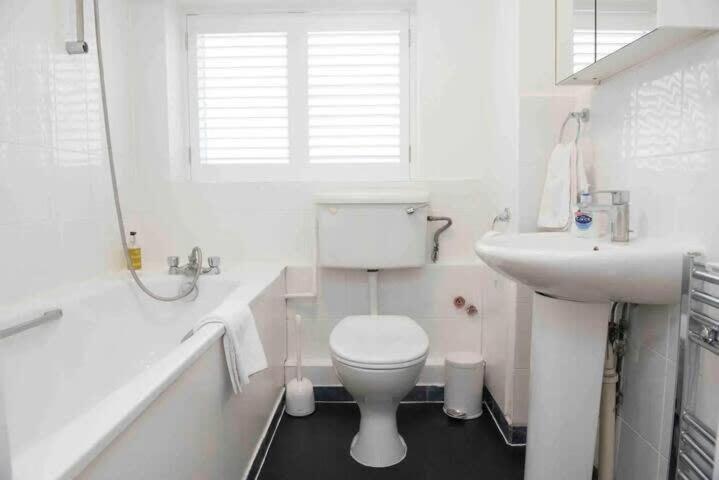 Wilson House Hostel London Bagian luar foto